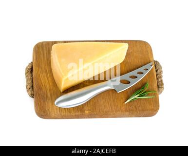 Parmesan auf Weiß isoliert Stockfoto