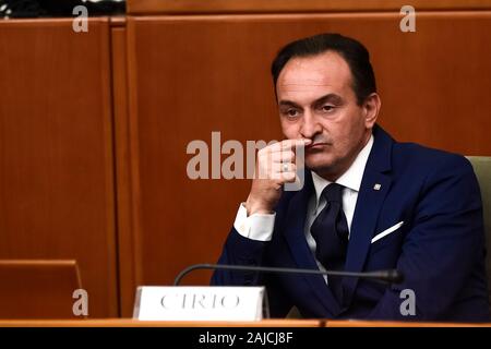 Turin, Italien - 01 Juli, 2019: Alberto Cirio, Präsident des Piemont, schaut an während der ersten Sitzung des neuen regionalen Rat des Piemont. Die Region Piemont gewählt Der neue Regionalrat mit den Stimmen von 26. Mai 2019. Credit: Nicolò Campo/Alamy leben Nachrichten Stockfoto