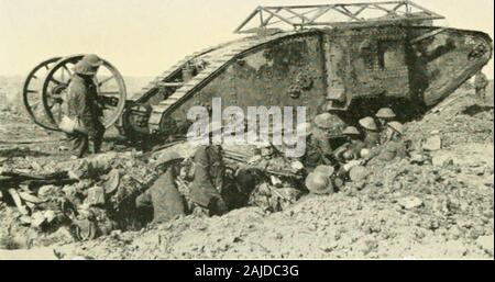 Tanks, 1914-1918; die log-Buch von Pionier. t Panzer Angriff in Thiepval, 1916. (P95) Stockfoto