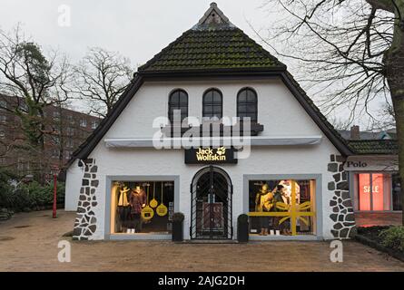 Jack Wolfskin outdoor Fashion Store in Timmendorfer Strand Deutschland Stockfoto