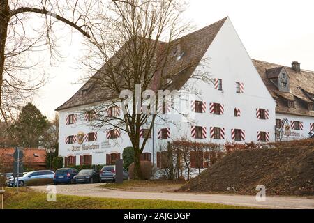 Kloster Irsee, Bayern, Deutschland am 31. Dezember 2019. Das Restaurant Irseer Klosterbräu Brauerei, in der Nähe des Kloster Irsee am 31 Dezember, 2019 in Irsee, Bayern, Deutschland. © Peter Schatz/Alamy leben Nachrichten Stockfoto