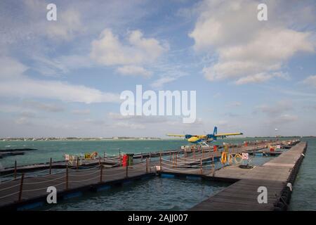 Schlechtes Wetter Erdung alle wasserflugzeuge am Flughafen Male, Malediven, Indischer Ozean, Dezember 2013 Stockfoto