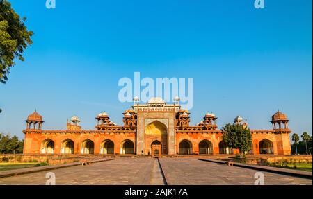 Grab von Akbar dem Großen in Sikandra Fort in Agra, Indien Stockfoto