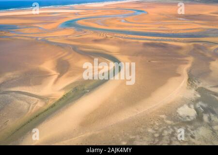 Luftaufnahme von Raudasandur Strand an der Westfjorde Islands Stockfoto