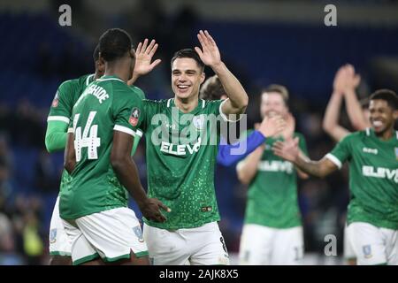 Brighton und Hove, Großbritannien. 04 Jan, 2020. Joey Pelupessy von Sheffield Mittwoch den Sieg feiern genießt nach dem FA Cup 3.Runde zwischen Brighton und Hove Albion und Sheffield Mittwoch an der American Express Gemeinschaft Stadium, Brighton und Hove, England am 4. Januar 2020. Foto von Dave Peters. Nur die redaktionelle Nutzung, eine Lizenz für die gewerbliche Nutzung erforderlich. Keine Verwendung in Wetten, Spiele oder einer einzelnen Verein/Liga/player Publikationen. Credit: UK Sport Pics Ltd/Alamy leben Nachrichten Stockfoto