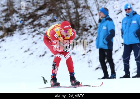 Val di Fiemme, Italien. Am 4. Januar 2020. Alexander Bolshunov (RUS) in Aktion im Sprint Classic Rennen der FIS Tour de Ski - FIS Langlauf Weltcup 2019-20 am 4. Januar 2020 in Val di Fiemme, Italien. Foto: Pierre Teyssot/Espa-Images Stockfoto