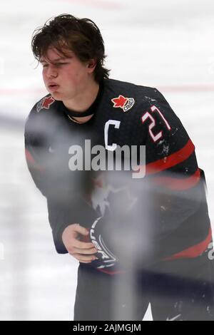 Ostrava, Tschechische Republik. 04 Jan, 2020. Verletzte BARRETT HAYTON von Kanada während der 2020 IIHF World Junior Eishockey WM Halbfinale zwischen Kanada und Finnland in Ostrava, Tschechische Republik, am 4. Januar 2020. Credit: Jaroslav Ozana/CTK Photo/Alamy leben Nachrichten Stockfoto