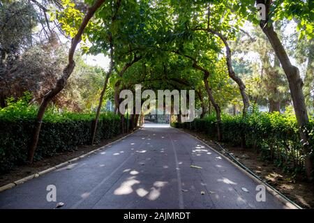 Konak, Izmir/Türkei - 22.11.2019 - Kulturpark und Ausstellungszentrum. Öffentlicher Park mit dem Namen Kültürpark (übersetzter Kulturpark). Stockfoto