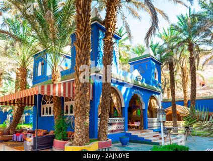 ZAGORA, MAROKKO - November 12, 2019: Blick auf die Fassade des Hotel Riad Dar Sofian Stockfoto