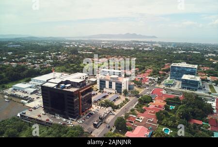 Modernes Gebäude in Managua Antenne drone Ansicht an einem sonnigen Tag Stockfoto