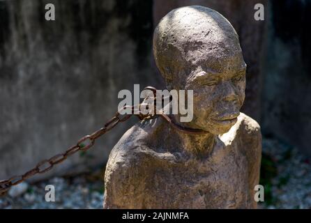 Stone Town, Sansibar, Tansania - 6. Juli 2008: Speicher für die Slaves Denkmal in Stone Town, Sansibar. Ein Monument, das sich gegen die Sklaverei von Clara Sornas Stockfoto