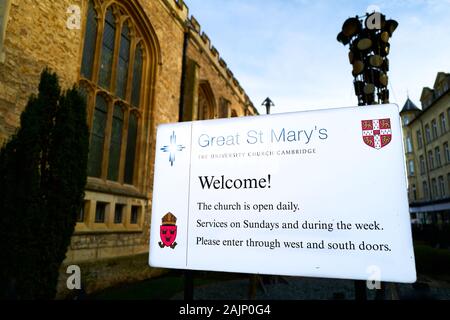 Große St Mary's Church, Universität Cambridge, England. Stockfoto