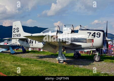 Zeltweg, Steiermark, Österreich - September 02, 2016: Historische Flugzeuge North American T-28 Trojan von öffentlichen Airshow Airpower 2016 benannt Stockfoto