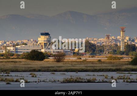 Der alte Hellinikon International Airport in Athen Griechenland Stockfoto