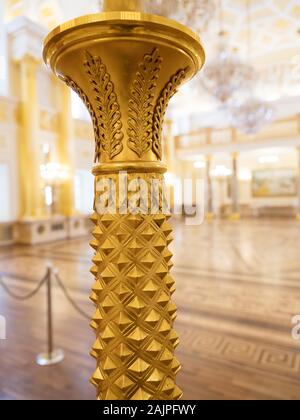 Interieur von Armorial Halle des Winterpalais in St. Petersburg; die Eremitage; touristische Attraktion Stockfoto