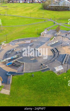 Hanley Forest Park, Stoke on Trent, Blick Auf Den zentralen Waldpark, Central Forest Park, Hanley Park, Plaza Skatepark in der Stadt Stockfoto