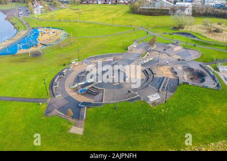 Hanley Forest Park, Stoke on Trent, Blick Auf Den zentralen Waldpark, Central Forest Park, Hanley Park, Plaza Skatepark in der Stadt Stockfoto