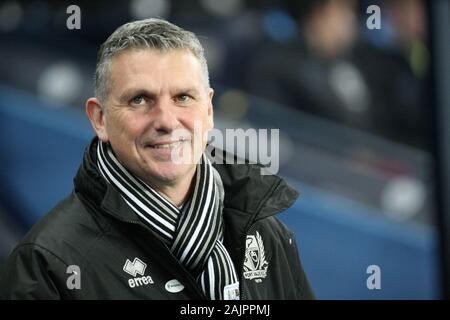 Manchester, Großbritannien. 4. Januar, 2020. Port Vale Manager John askey an der Etihad Stadium Stockfoto