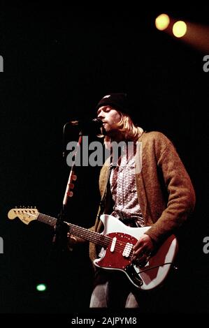 Mailand Italien, 25.02.1994: Kurt Cobain Sänger und Gitarrist von Nirvana während des Live-Konzerts im Palatrussardi Stockfoto