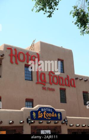 La Fonda Hotel, Taos Plaza, Historisches Viertel, Taos, New Mexico, USA Stockfoto