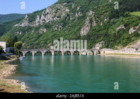 Mehmet Pasa Sokolovic Brücke in Visegrad, Bosnien und Herzegowina Stockfoto