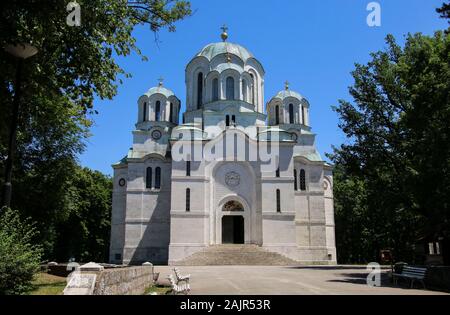 Christlich-orthodoxen St. George Kirche in Oplenac, Serbien. Stockfoto