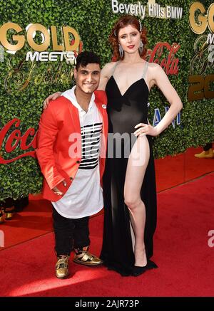 BEVERLY HILLS, Ca - 04 Januar: Emmanuel Kelly (L) und die 7. jährliche Kiesza Gold erfüllt Golden Virginia Robinson Gärten und Immobilien am 04 Januar, in Los Angeles, Kalifornien 2020 teilnehmen. Stockfoto