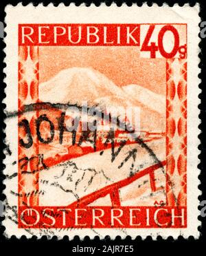 Poltawa, Ukraine - 2. Januar 2020. . Vintage Briefmarke in Österreich ca. 1947 zeigen Landschaften gedruckt Stockfoto