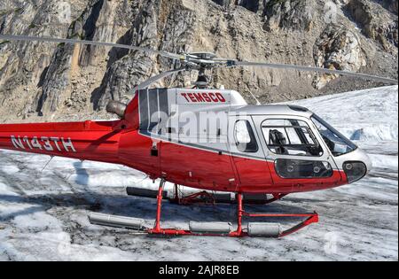 Hubschrauber auf einem Gletscher in Alaska Stockfoto