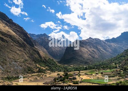 Landschaft von Santa Cruz Trek, Huascaran Nationalpark in den Anden von Peru Stockfoto