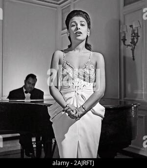 LENA HORNE (1917-2010) Werbefoto der amerikanischen Sängerin über 1946 Stockfoto