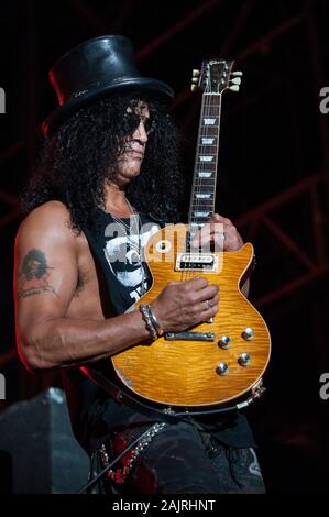 Mailand Italien vom 28. Juli 2011, Live Konzert von Slash in der Arena Civica: Schrägstrich während des Konzerts Stockfoto