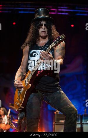 Mailand Italien vom 28. Juli 2011, Live Konzert von Slash in der Arena Civica: Schrägstrich während des Konzerts Stockfoto