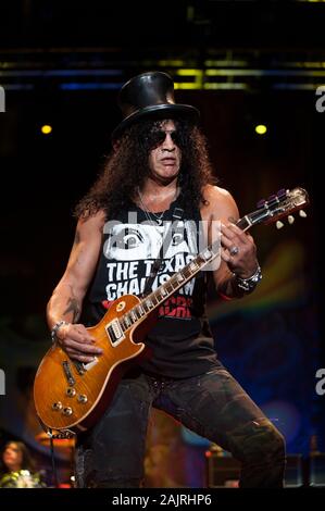 Mailand Italien vom 28. Juli 2011, Live Konzert von Slash in der Arena Civica: Schrägstrich während des Konzerts Stockfoto
