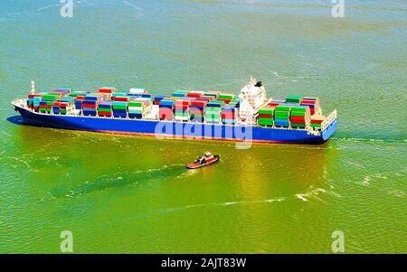 Luftaufnahme nach Bayonne Containerschiff reflex Stockfoto