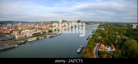 Panoramablick auf die slowakische Stadt Stockfoto