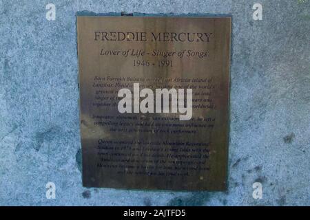 Freddie Mercury Statue, Quai de La Rouvenaz, Genfer See, Montreux, Kanton Waadt, Schweiz. Stockfoto