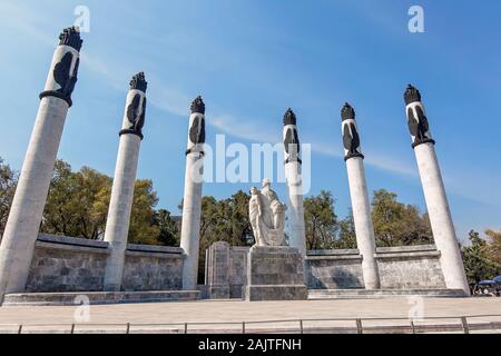 Mexiko City, Mexiko 25. Dezember, 2019: Junge Soldaten Denkmal (auch als Helden Kinder Denkmal bekannt) im Chapultepec Park (Bosque de Chapultepec) Stockfoto