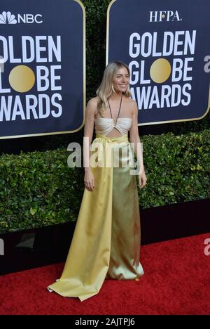 Beverly Hills, Vereinigte Staaten. 05 Jan, 2020. Sienna Miller nimmt an der 77. jährlichen Golden Globe Awards, die Ehrung der besten im Film und im US-amerikanischen Fernsehen von 2020 im Beverly Hilton Hotel in Beverly Hills, Kalifornien am Sonntag, 5. Januar 2020. Foto von Jim Ruymen/UPI Quelle: UPI/Alamy leben Nachrichten Stockfoto