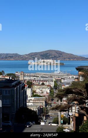 Alcatraz von Russian Hill, San Francisco, Kalifornien Stockfoto