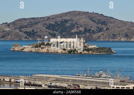 Alcatraz von Russian Hill, San Francisco, Kalifornien Stockfoto