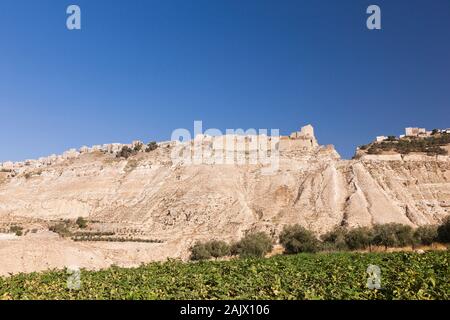 Kerak Castle, Al Karak, auf einem Hügel, Kings Highway, der Route 35, historische Straße auf dem Hohen Land, Jordanien, Naher Osten, Asien Stockfoto