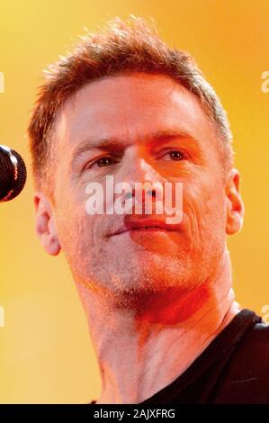 Verona Italien 09/18/2004, Arena : Bryan Adams im Konzert während der musikalischen Veranstaltung 'Festivalbar 2004'. Stockfoto