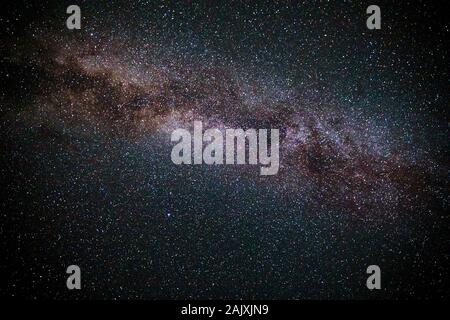 Milchstraße. Foto der Galaxis, Universum mit vielen Sternen. Milchstraße am Nachthimmel Hintergrund. Sterne im Nachthimmel, Milchstraße. Nachthimmel Stockfoto