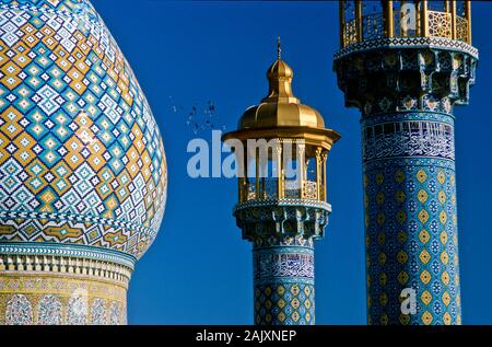 Detail von Shah Cheragh Heiligtum. Stockfoto