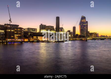 Tate Modern, Shakespeare's Globe, Globe Theatre, Sam Wanameker Playhouse, Blackfriars, Gebäude, Hochhaus Stockfoto