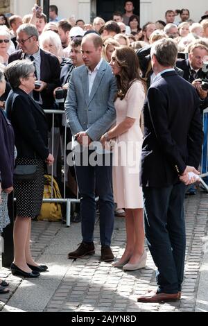 Historische Bilder von Kate Middleton, Der Herzogin von Cambridge, die Truro, Cornwall, Großbritannien besucht Stockfoto