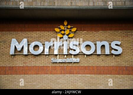 London, Großbritannien. 6. Januar, 2020. Eine Außenansicht von Morrison Supermarkt im Norden von London. Am Dienstag, den 7. Jan 2020, Wm Morrison Supermärkte wird sein Weihnachts Trading Statement lösen. Wm Morrison Supermärkte PLC ist eine der größten Ketten von Supermärkten im Vereinigten Königreich. Credit: Dinendra Haria/SOPA Images/ZUMA Draht/Alamy leben Nachrichten Stockfoto