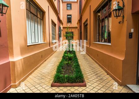 Buenos Aires, Argentinien - 11. Februar 2019: Pasaje Libertad Street Gang Stockfoto