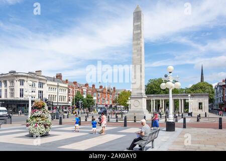 Das Denkmal, London Square. Lord Street, Southport, Merseyside, England, Vereinigtes Königreich Stockfoto